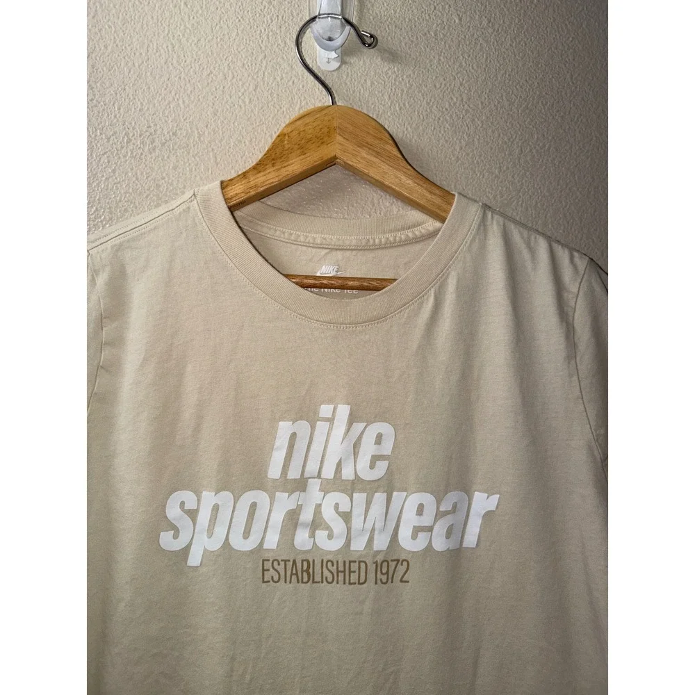 Boys Nike Shirt Size XL